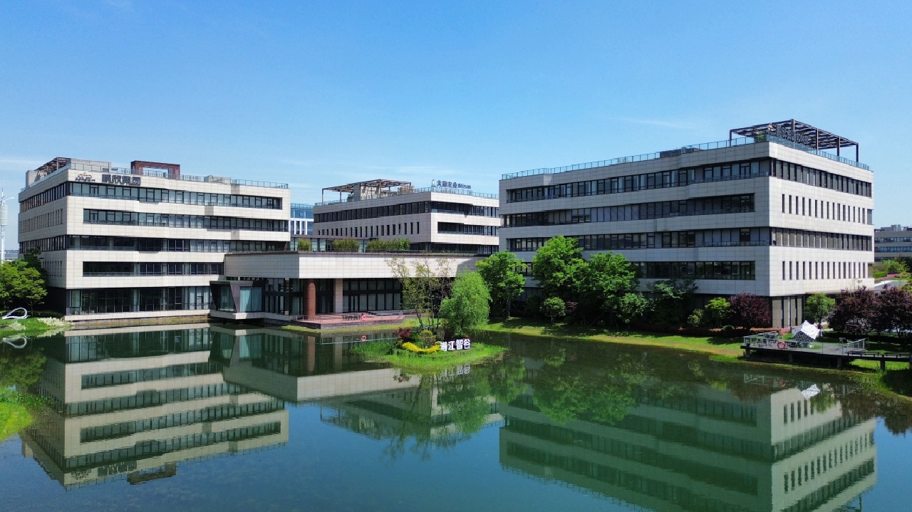 中区 · 整栋精装总部首选地